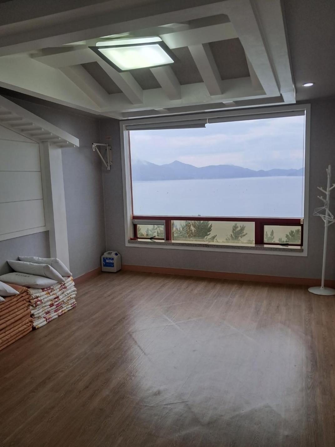 Namhae Beach Hotel Εξωτερικό φωτογραφία