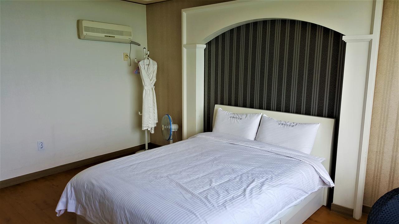 Namhae Beach Hotel Εξωτερικό φωτογραφία