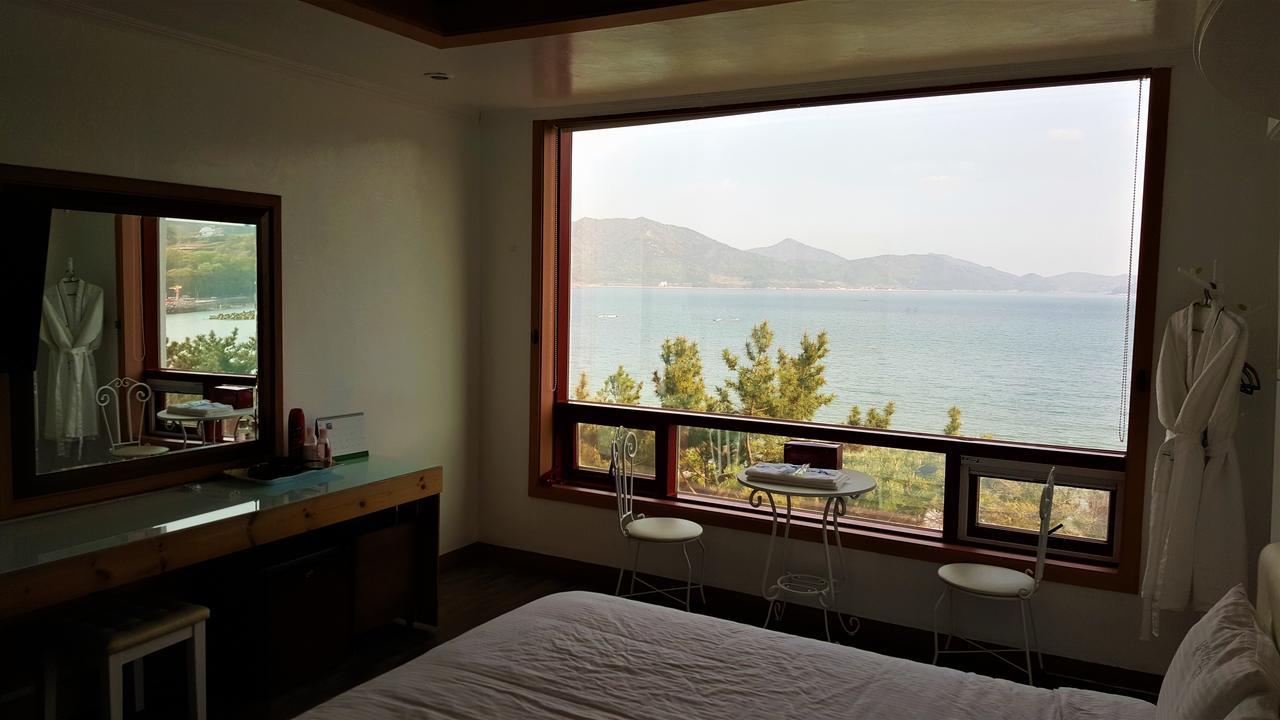 Namhae Beach Hotel Εξωτερικό φωτογραφία